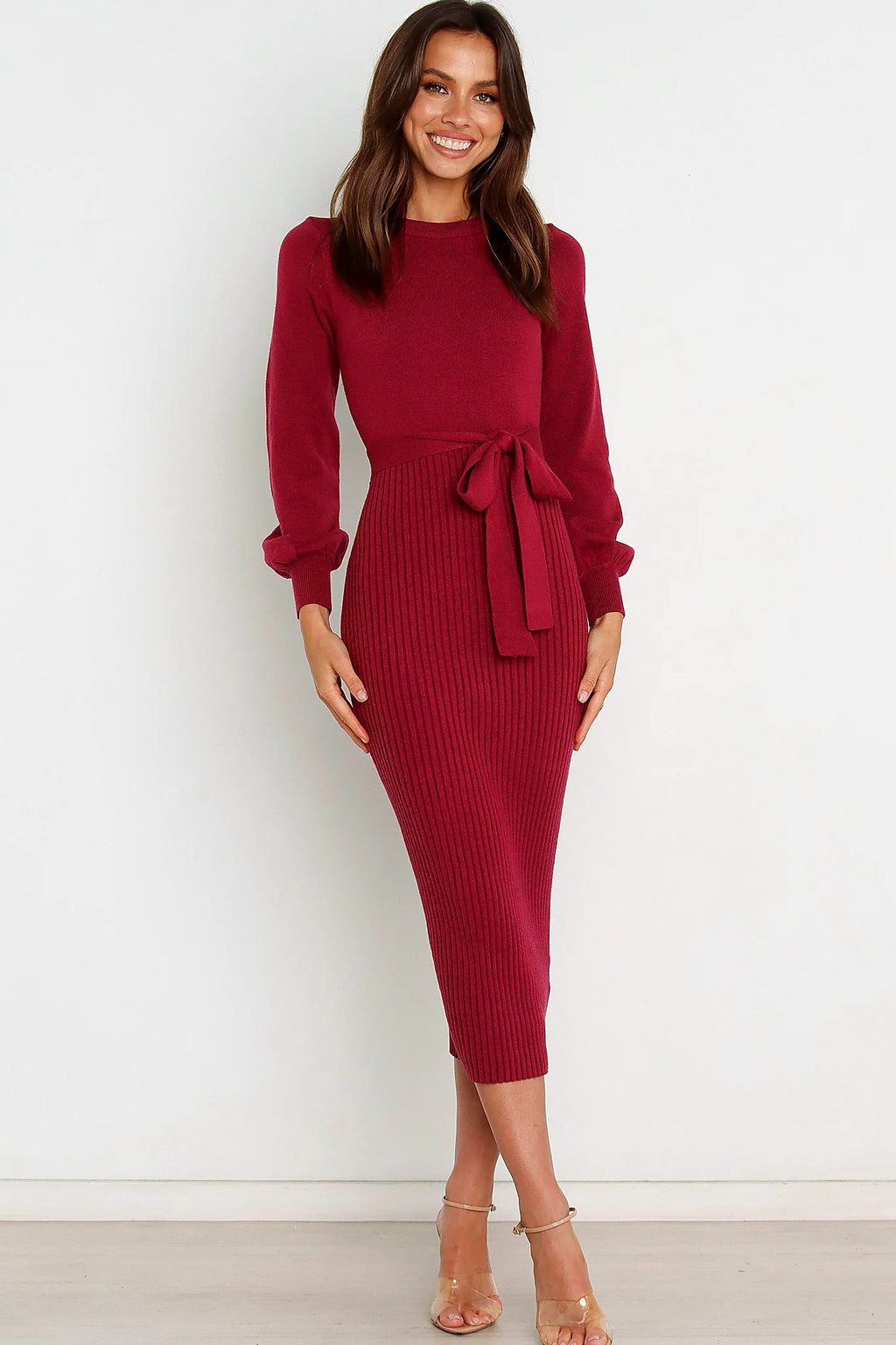 Long sleeve with ribbed cuff on a wine knit maxi dress