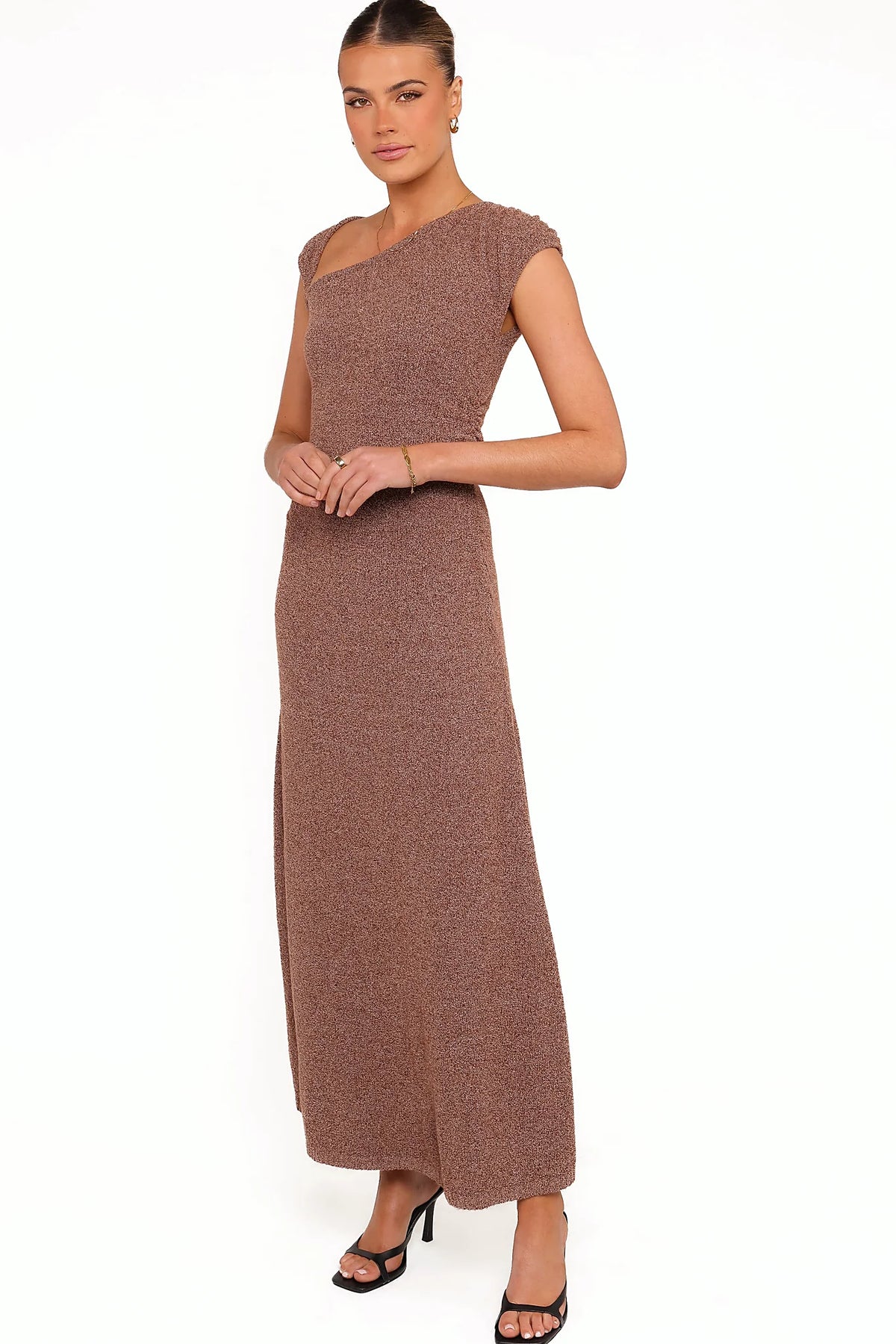 Short sleeve on a textured knit midi dress